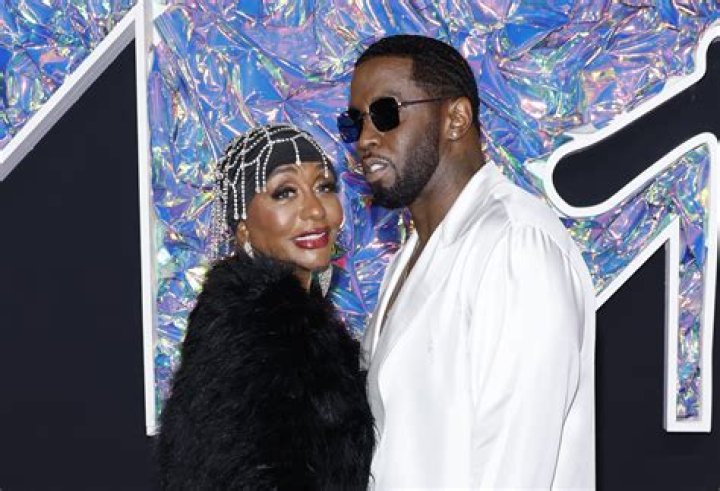 Diddy gives mom Janice Combs a 1 million birthday check