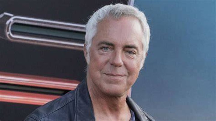 Discover The Secrets Of Eamon Welliver's Hair Styling Expertise