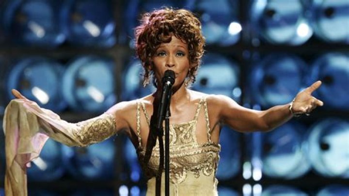 Whitney Houston Net Worth, Death, Songs, Bio, Daughter