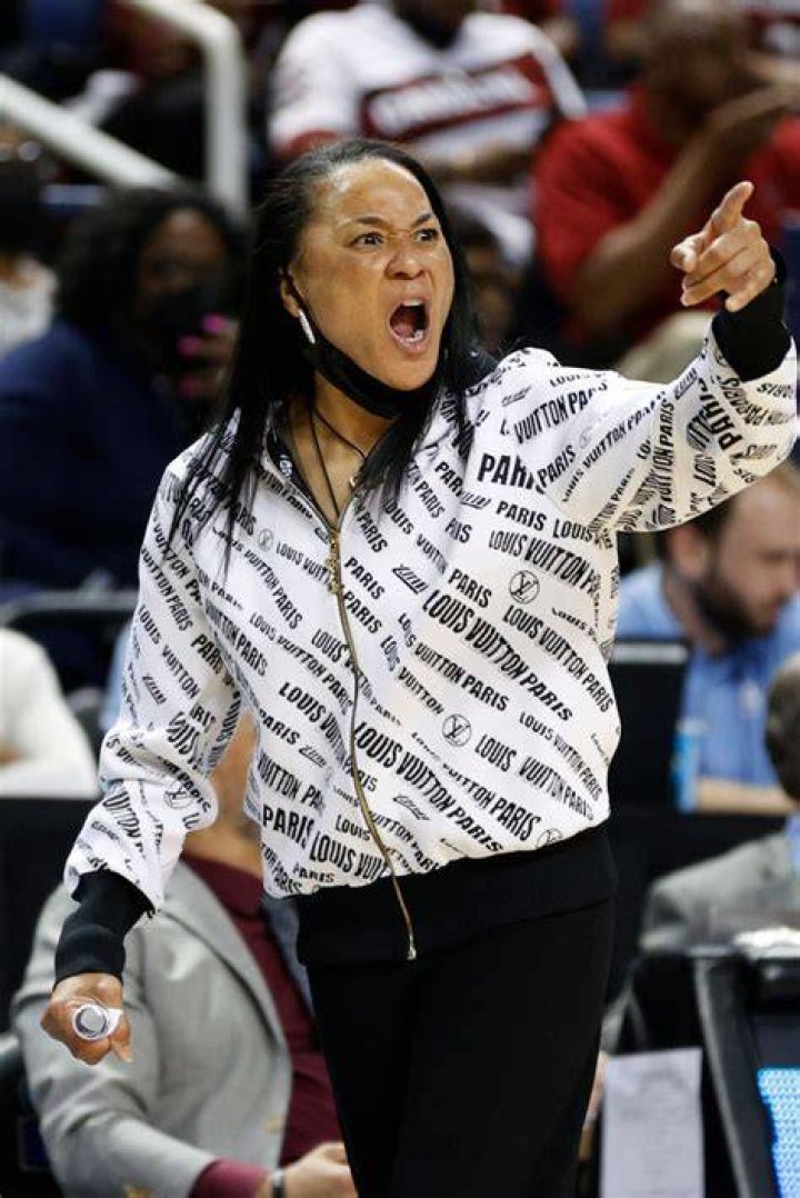 Who is Dawn Staley's Husband? Is Dawn Staley Married to Lisa Boyer?